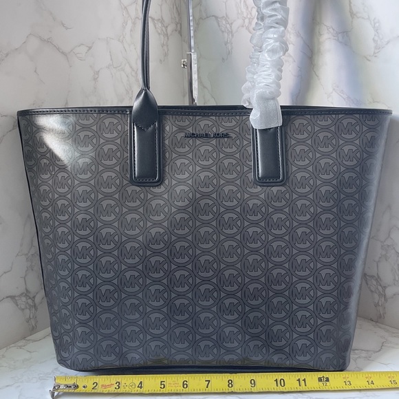 Michael Kors Jodie Large Tote - Picture 3 of 10